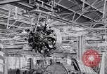 Image Vultee Aircraft usine United States USA, 1942, de la seconde 28 séquences d'archives historiques vidéo 65675028351