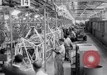 Image Vultee Aircraft usine United States USA, 1942, de la seconde 4 séquences d'archives historiques vidéo 65675028352