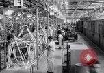 Image Vultee Aircraft usine United States USA, 1942, de la seconde 16 séquences d'archives historiques vidéo 65675028352