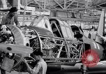 Image Vultee Aircraft usine United States USA, 1942, de la seconde 22 séquences d'archives historiques vidéo 65675028353