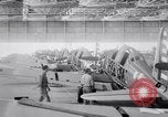 Image Vultee Aircraft usine United States USA, 1942, de la seconde 44 séquences d'archives historiques vidéo 65675028353