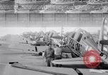 Image Vultee Aircraft usine United States USA, 1942, de la seconde 49 séquences d'archives historiques vidéo 65675028353