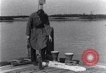 Standbild marine Borer Edgewood Arsenal Maryland USA, 1930, aus Sekunde 1 historischem Filmmaterial Videoclip 65675028369