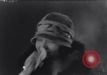 Standbild Chlorgas für Influenza Prävention United States USA, 1924, aus Sekunde 42 historischem Filmmaterial Videoclip 65675028371