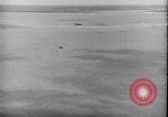 Image avion sur la surface théâtre du Pacifique, 1944, de la seconde 17 séquences d'archives historiques vidéo 65675028379