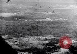Standbild B-17 Bomber der Amerikanischen 47th Bomb Group Vereinigtes Königreich, 1942, aus Sekunde 28 historischem Filmmaterial Videoclip 65675028381
