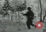 Image US Army 1st Infantry Division à la bataille des Ardennes et en Allemagne Western Front théâtre européen, 1945, de la seconde 15 séquences d'archives historiques vidéo 65675028436