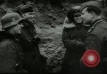 Image US Army 1st Infantry Division à la bataille des Ardennes et en Allemagne Western Front théâtre européen, 1945, de la seconde 21 séquences d'archives historiques vidéo 65675028436
