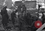 Immagine di Prigionieri tedeschi Bastogne Belgio, 1945, secondo 19 filmato di repertorio 65675028440