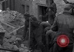 Immagine di Prigionieri tedeschi Bastogne Belgio, 1945, secondo 31 filmato di repertorio 65675028440