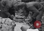 Immagine di Prigionieri tedeschi Bastogne Belgio, 1945, secondo 59 filmato di repertorio 65675028440