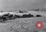 Image des épaves de véhicules Bastogne Belgique, 1945, de la seconde 14 séquences d'archives historiques vidéo 65675028441
