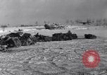 Image des épaves de véhicules Bastogne Belgique, 1945, de la seconde 15 séquences d'archives historiques vidéo 65675028441