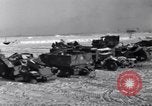 Image des épaves de véhicules Bastogne Belgique, 1945, de la seconde 22 séquences d'archives historiques vidéo 65675028441