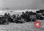 Image des épaves de véhicules Bastogne Belgique, 1945, de la seconde 23 séquences d'archives historiques vidéo 65675028441