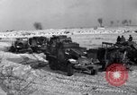 Image des épaves de véhicules Bastogne Belgique, 1945, de la seconde 28 séquences d'archives historiques vidéo 65675028441