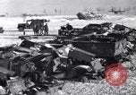 Image des épaves de véhicules Bastogne Belgique, 1945, de la seconde 32 séquences d'archives historiques vidéo 65675028441
