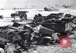 Image des épaves de véhicules Bastogne Belgique, 1945, de la seconde 33 séquences d'archives historiques vidéo 65675028441