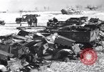 Image des épaves de véhicules Bastogne Belgique, 1945, de la seconde 34 séquences d'archives historiques vidéo 65675028441
