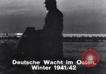 Standbild Schnee gebunden Deutsche angreifen Ostfront, 1942, aus Sekunde 25 historischem Filmmaterial Videoclip 65675028442