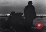 Standbild Schnee gebunden Deutsche angreifen Ostfront, 1942, aus Sekunde 31 historischem Filmmaterial Videoclip 65675028442