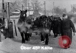 Standbild Schnee gebunden Deutsche angreifen Ostfront, 1942, aus Sekunde 41 historischem Filmmaterial Videoclip 65675028442