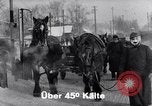 Standbild Schnee gebunden Deutsche angreifen Ostfront, 1942, aus Sekunde 42 historischem Filmmaterial Videoclip 65675028442