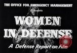 Immagine di Donne americane United States USA, 1941, secondo 15 filmato di repertorio 65675028444