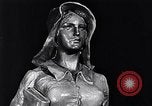 Immagine di Donne americane United States USA, 1941, secondo 29 filmato di repertorio 65675028444