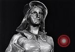 Immagine di Donne americane United States USA, 1941, secondo 33 filmato di repertorio 65675028444