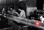 Immagine di Donne americane United States USA, 1941, secondo 47 filmato di repertorio 65675028444