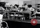 Immagine di Donne americane United States USA, 1941, secondo 61 filmato di repertorio 65675028444