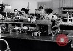 Immagine di Donne americane United States USA, 1941, secondo 62 filmato di repertorio 65675028444