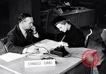 Image Les femmes américaines en travailleurs effort de guerre Seconde Guerre Mondiale United States USA, 1944, de la seconde 46 séquences d'archives historiques vidéo 65675028450