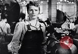 Standbild Amerikanische Frauen Krieg United States USA, 1944, aus Sekunde 13 historischem Filmmaterial Videoclip 65675028451