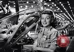 Standbild Amerikanische Frauen Krieg United States USA, 1944, aus Sekunde 40 historischem Filmmaterial Videoclip 65675028451