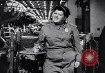Standbild Amerikanische Frauen Krieg United States USA, 1944, aus Sekunde 56 historischem Filmmaterial Videoclip 65675028451