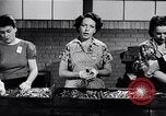 Standbild Amerikanische Frauen Krieg United States USA, 1944, aus Sekunde 58 historischem Filmmaterial Videoclip 65675028451