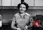 Standbild Amerikanische Frauen Krieg United States USA, 1944, aus Sekunde 62 historischem Filmmaterial Videoclip 65675028451