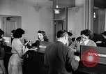 Standbild Amerikanische Frauen Krieg United States USA, 1944, aus Sekunde 48 historischem Filmmaterial Videoclip 65675028452