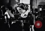 Image American women United States USA, 1943, de la seconde 38 séquences d'archives historiques vidéo 65675028454