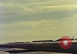 Standbild USA Flugzeuge United States USA, 1958, aus Sekunde 13 historischem Filmmaterial Videoclip 65675028456