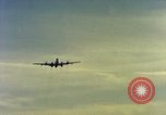 Standbild USA Flugzeuge United States USA, 1958, aus Sekunde 23 historischem Filmmaterial Videoclip 65675028456