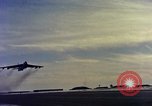 Standbild USA Flugzeuge United States USA, 1958, aus Sekunde 34 historischem Filmmaterial Videoclip 65675028456