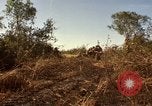 Standbild Vereinigten Staaten Marines Con Thien Vietnam, 1967, aus Sekunde 40 historischem Filmmaterial Videoclip 65675028464