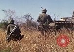 Immagine di Stati Uniti Marines Con Thien Vietnam, 1967, secondo 20 filmato di repertorio 65675028465