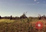 Immagine di Stati Uniti Marines Con Thien Vietnam, 1967, secondo 42 filmato di repertorio 65675028465