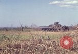 Immagine di Stati Uniti Marines Con Thien Vietnam, 1967, secondo 56 filmato di repertorio 65675028465