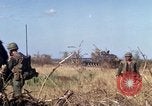 Standbild Vereinigten Staaten Marines Con Thien Vietnam, 1967, aus Sekunde 61 historischem Filmmaterial Videoclip 65675028466