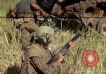 Standbild Vereinigten Staaten Marines Con Thien Vietnam, 1967, aus Sekunde 1 historischem Filmmaterial Videoclip 65675028467